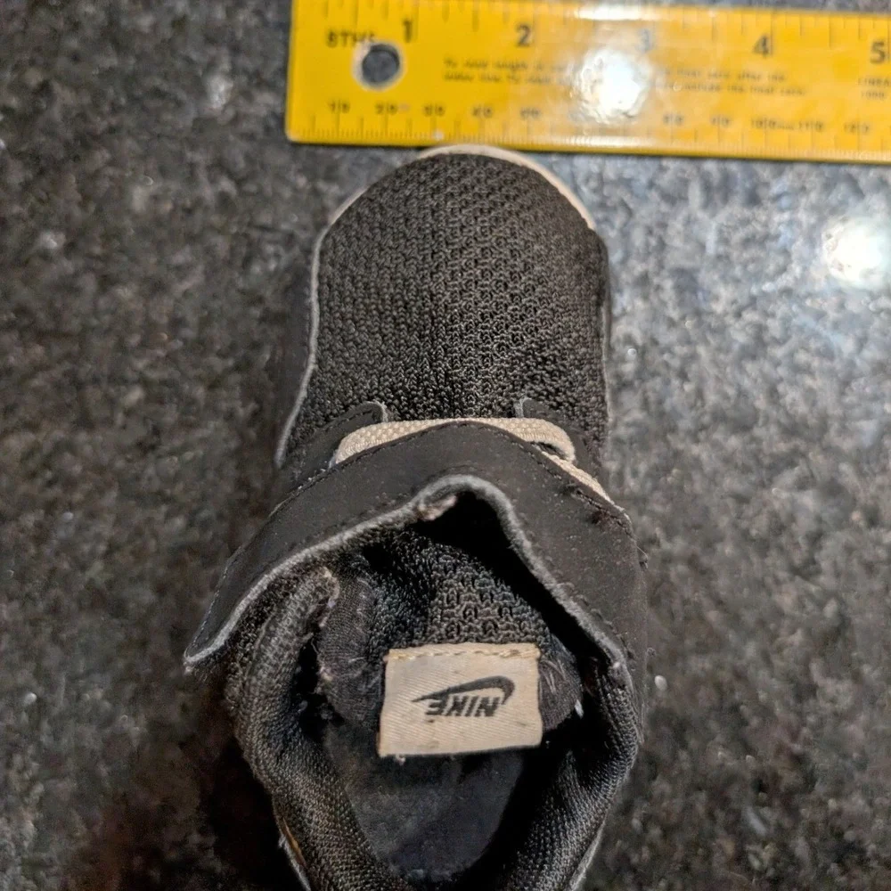 Nike md runner